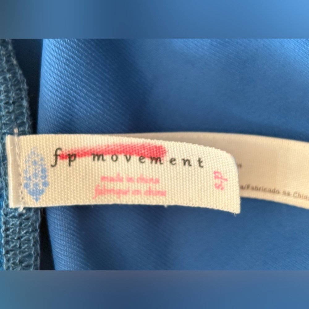 Free People Movement Women's Adeline Half Zip Pullover in Moroccan Blue Small - Picture 9 of 10